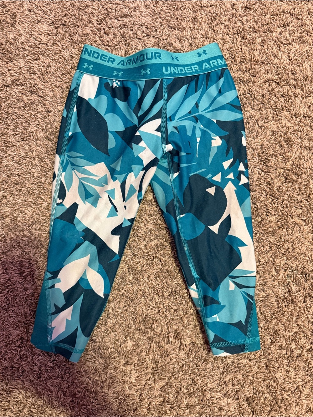 Under Armour Teal & Navy Girls' Printed Capri Leggings